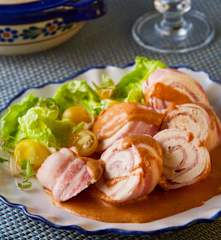 Pollo con crema de chipotle adobado