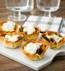 Tartaletas de chipirones con mozzarella