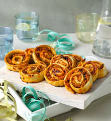 Caracolas de pizza con pollo a la barbacoa