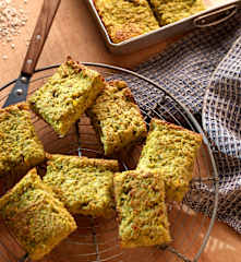 Pătrățele cu brânză și legume