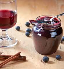 Gelatina al vino rosso e mirtilli