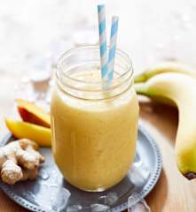 Bananen-Mango-Smoothie mit Ingwer