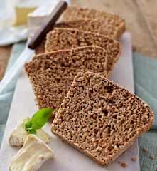 Dinkel-Körner-Brot