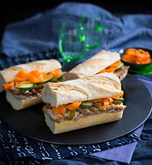 Chicken banh mi