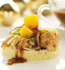 Cuscús de pollo marinado y mango