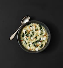 Spinat-Risotto mit Ziegenkäse