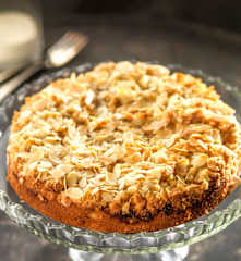 Apple Crumble Cake