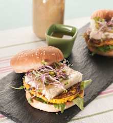 Hamburguesas de tofu y torta de verduras