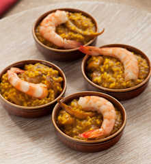 Risotto de calamares y langostinos