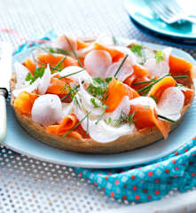 Tarte sarrasin, fromage frais et saumon fumé
