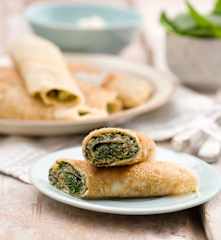 Naleśniki z kaszy pęczak ze szpinakiem