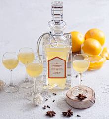 Aromatyczna nalewka pomarańczowa