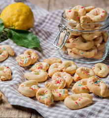Taralli al limoncello