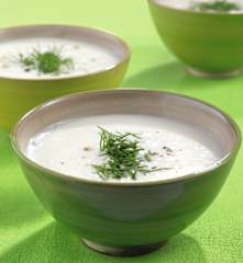 Soupe aux asperges et à l'aneth