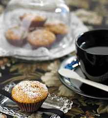 Mini-queques de cenoura, noz e canela