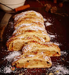 Birnen-Mürbeteig-Strudel