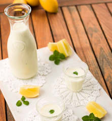 Bebida láctea de manga e hortelã