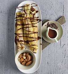 Palatschinken mit Schoko-Mandel-Fülle