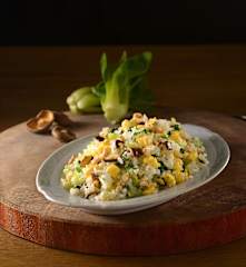 翡翠冬菇蛋拌炒飯