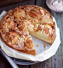 Apfel-Sandkuchen mit Mandeln