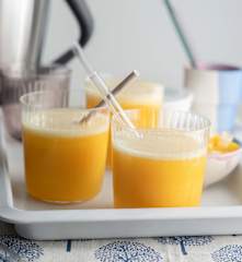 Ponche de mango, melocotón y piña