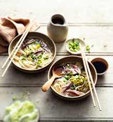 Soupe au bœuf et nouilles chinoises