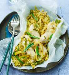 Papillote de poulet au citron, boulgour au poireau