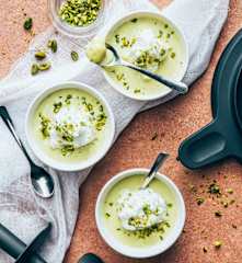 Iles flottantes à la pistache