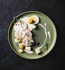 火鸡金枪鱼配温热土豆色拉