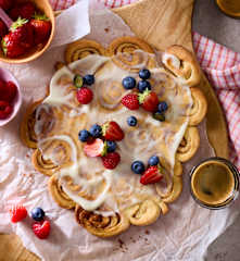 Zimtschnecken-Flammkuchen