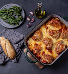 Baked chicken pizzaiola with Thermomix® Cutter