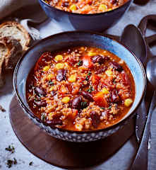 Low Meat Dinkelchili