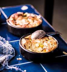 Minigratin aux mirabelles, ricotta et amandes