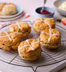 Hot Cross Scones