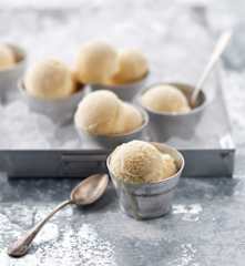 Glace à la vanille