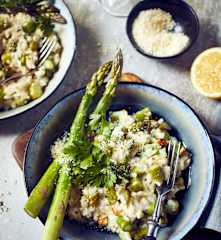 Grünes Spargel-Risotto