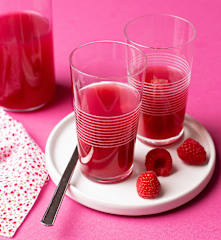 Infusión de frutos rojos con canela y jengibre