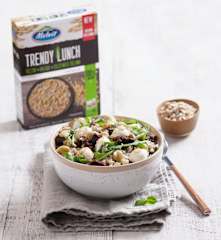 Sałatka Trendy Lunch z pęczakiem, kaszą bulgur i zieloną soczewicą