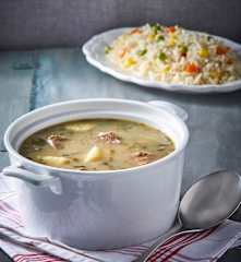 Entomatado de res con verdolagas