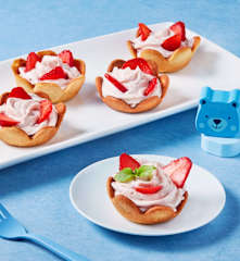 Strawberry Cookie Tarts