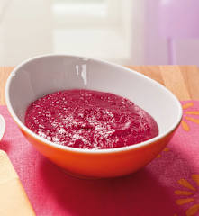 Vollkorngrießbrei mit Kirschen