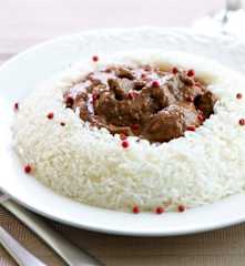 Bifinhos de vaca com molho de chocolate