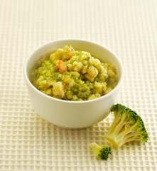 西兰花虾仁疙瘩汤(13~18个月辅食)