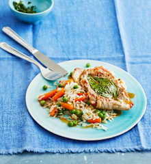 Gemüsereis mit gefüllten Schnitzelchen