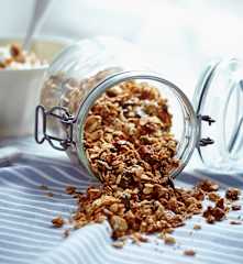 Granola de coco y almendra