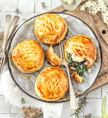 Feuilleté aux épinards, chèvre et lardons