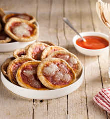 Pizzette di finta sfoglia