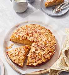 Getränkter Mandelkuchen