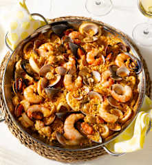 Paella de pollo y marisco XXL