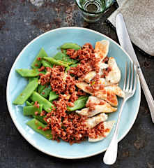 Emincé de dinde, haricots plats et chorizo